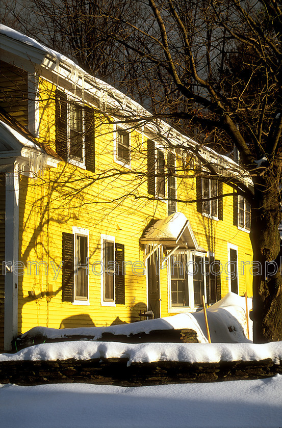 Travel-37943-Vermont-yellow-house-copy 
 Vermont Yellow house