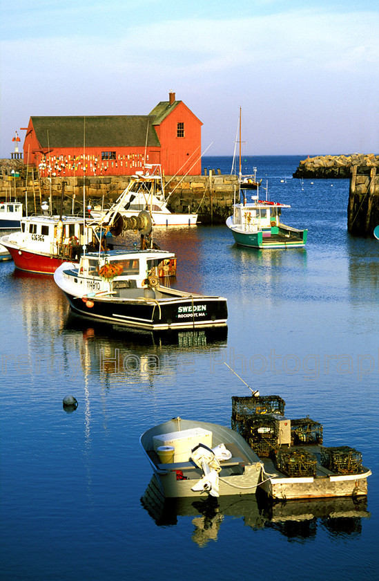 U8212-USA-Rockport-harbour-0002-copy