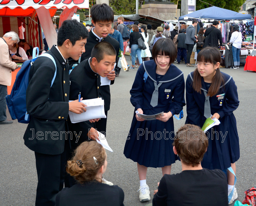 DSC8818-PROC 
 Schoolchidren talking to tourists,, Kyoto, Japan