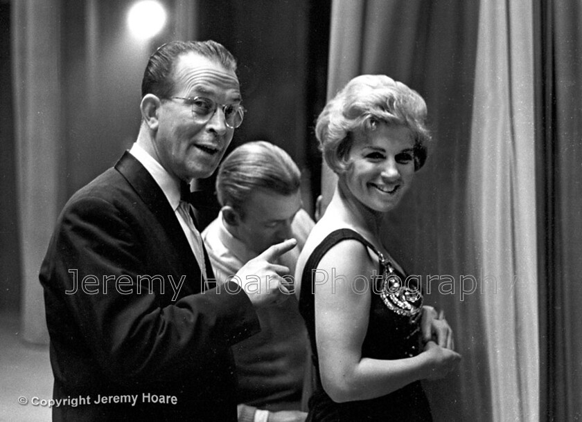 A-0001-0017-FB2025 
 Norrie Paramor and Jackie Trent during a charity show at Theatre Royal Drury Lane in 1963 
 Keywords: Norrie Paramor, Jackie Tren, TRDL, 1963, Jackie Trent