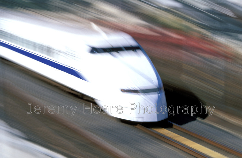 Travel-07128-Shinkansen-at-speed-copy